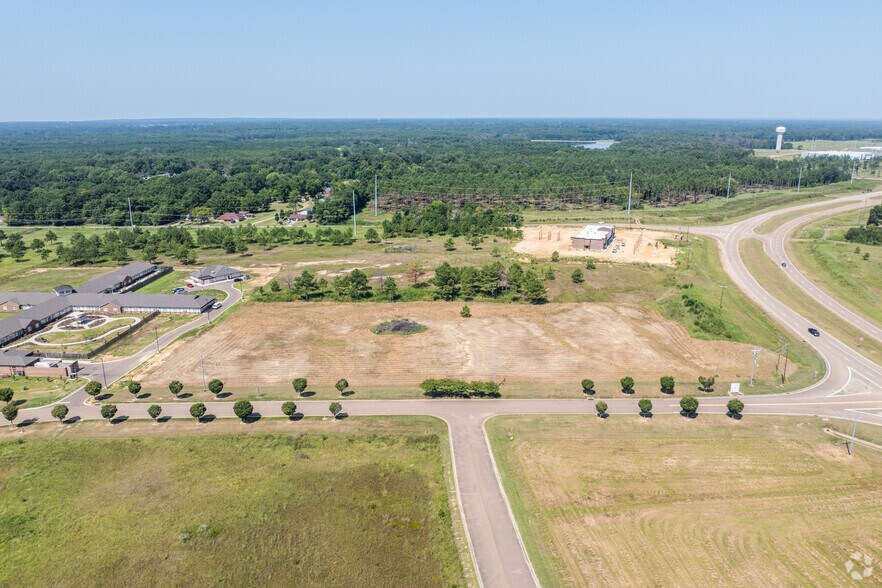 More Photos Of Nissan Parkway, Canton Land For Sale