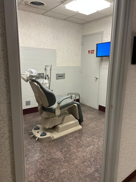 More Photos Of 517 E Lancaster Ave, Shillington Medical For Lease