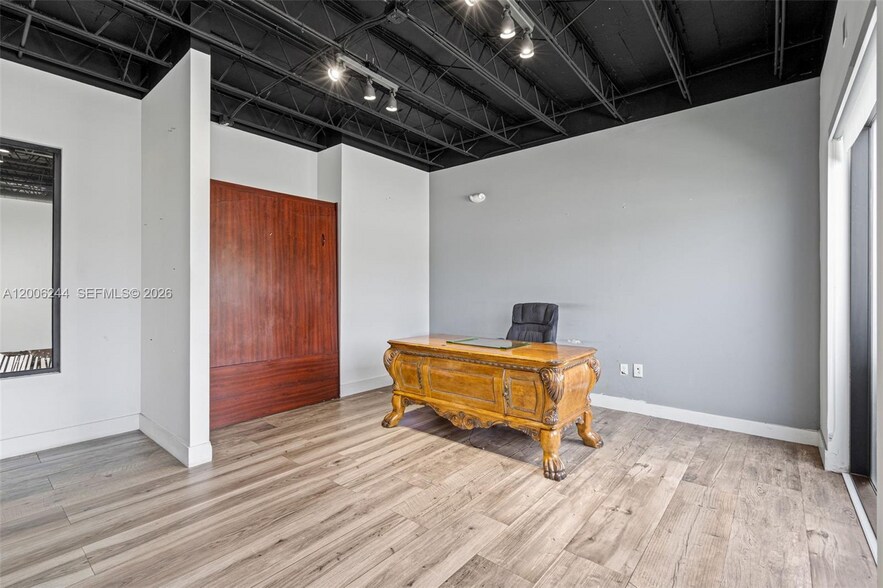 More Photos Of 4885 NW 7th Ave, Miami Office For Sale