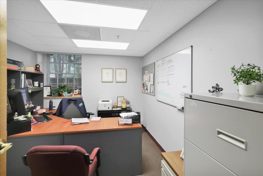 More Photos Of 213 N 5th St, Reading Office For Lease