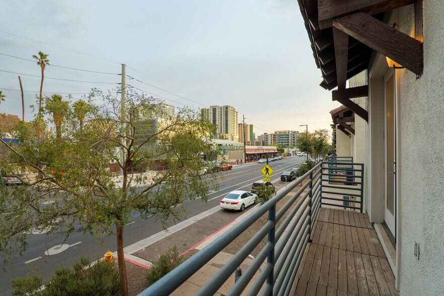 More Photos Of 610 E Roosevelt St, Phoenix Storefront Retail Residential For Sale