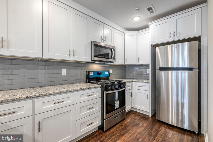 More Photos Of 1316 S Broad St, Philadelphia Apartments For Sale