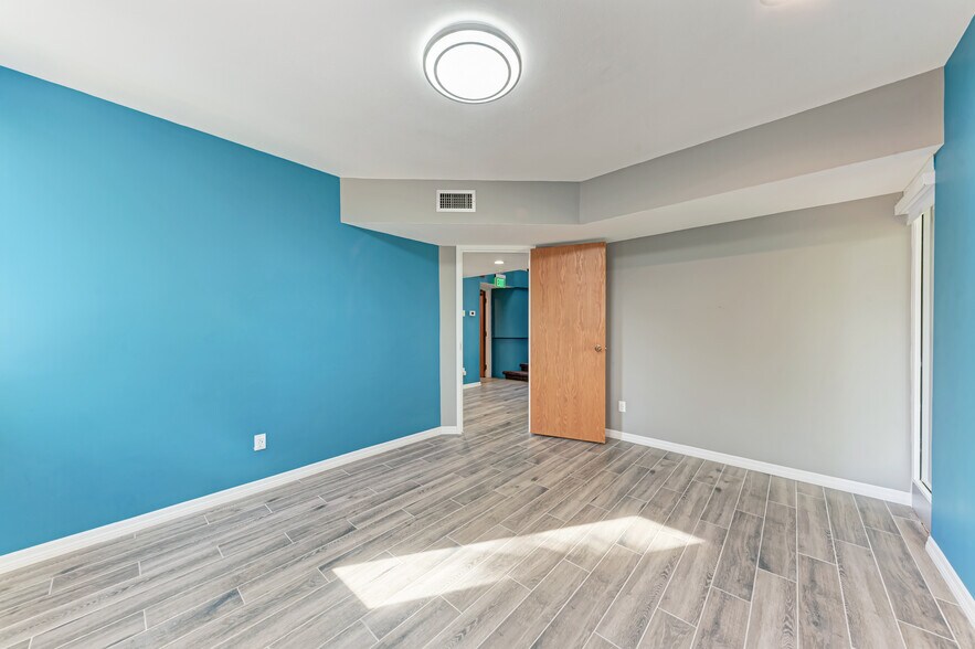 More Photos Of 1771 Manatee Ave W, Bradenton Loft Creative Space For Lease