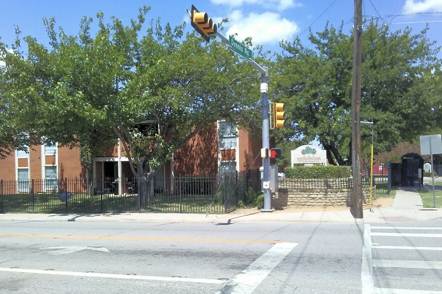 More Photos Of 11457 Dennis Rd, Dallas Apartments For Lease