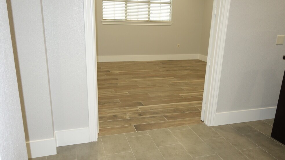 More Photos Of 2250 Pool Rd, Grapevine Office Residential For Sale