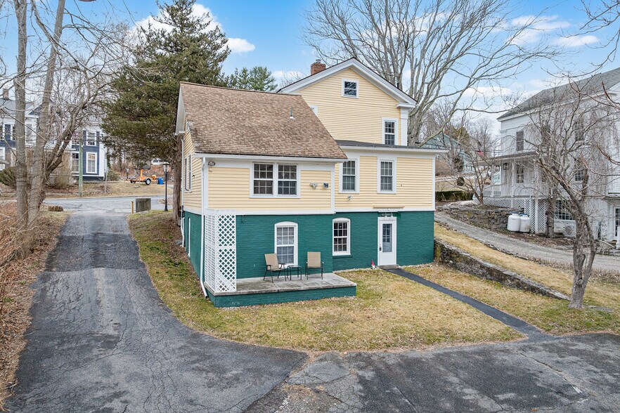 More Photos Of 2 Norwich Rd, East Haddam General Retail For Sale