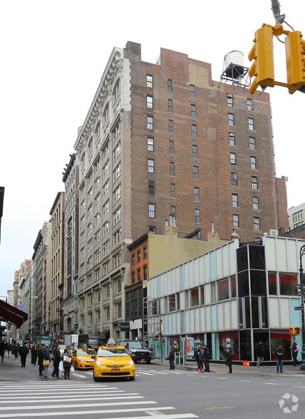 More Photos Of 54 W 21st St, New York Office For Lease