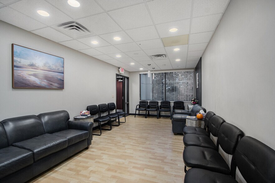 More Photos Of 1090 N 10th St, Kalamazoo Office For Lease