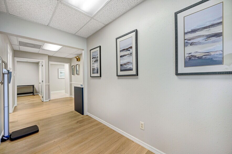 More Photos Of 1801 Sarno Rd, Melbourne Medical For Sale