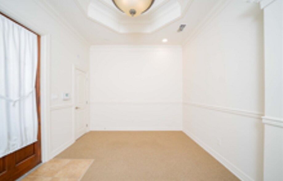 More Photos Of 4001 Technology Center & McCann Rd, Longview Office For Lease