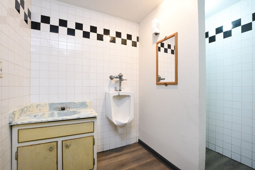 More Photos Of 3501 W Armitage Ave, Chicago Apartments For Lease