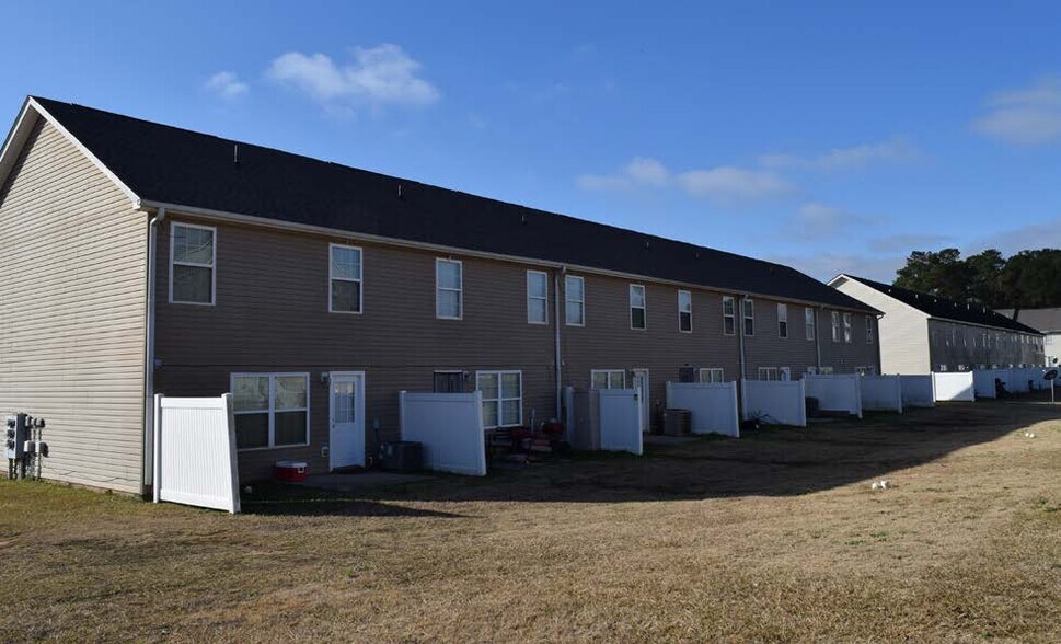 More Photos Of 162-184 Blake Ave, Jackson Apartments For Sale