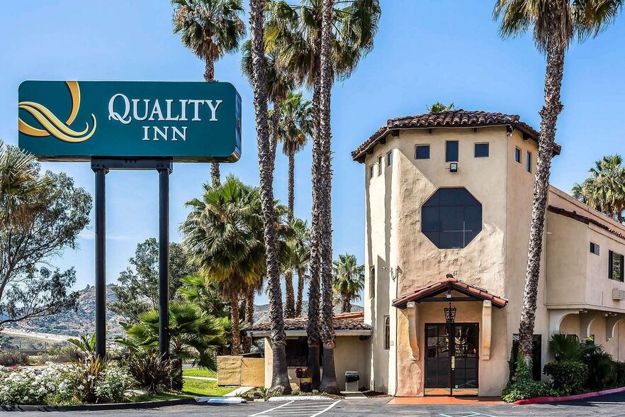 More Photos Of 3135 Old Hwy 395, Fallbrook Hotel For Sale