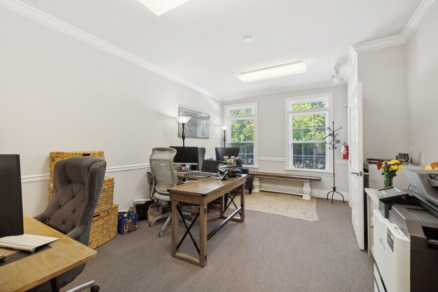 More Photos Of 321 Billingsly Ct, Franklin Office For Lease