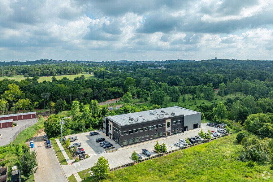 More Photos Of 7408 Tennessee Excavating Dr, Nolensville Freestanding For Sale