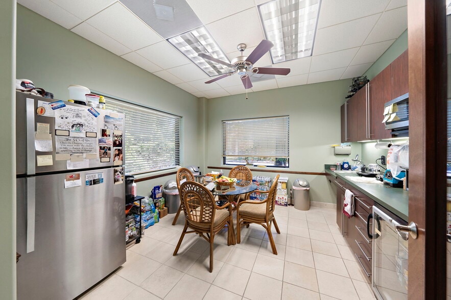 More Photos Of 3407 Rivers Edge Trl, Kingwood Rehabilitation Center For Sale