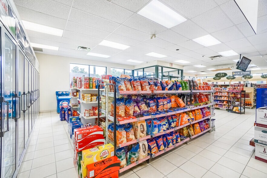 More Photos Of 937002 Airport Rd, Mulmur Convenience Store For Sale