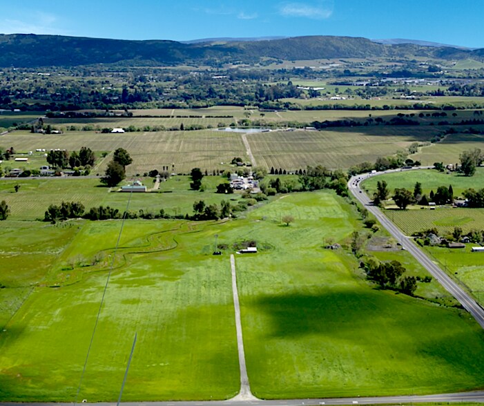 More Photos Of 5750 Stage Gulch Rd, Sonoma Land For Sale