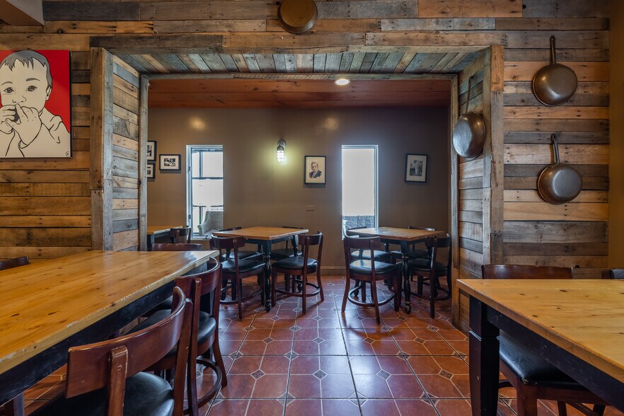 More Photos Of 424 N Main St, Souderton Restaurant For Sale