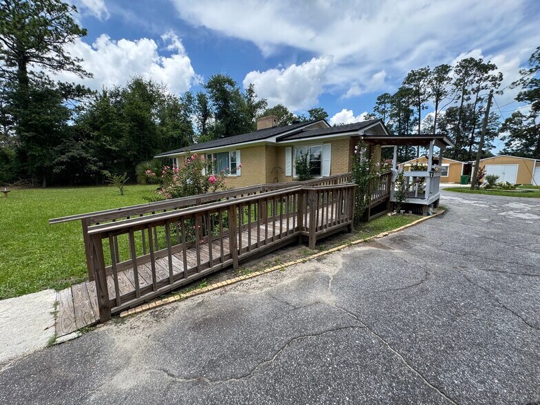 More Photos Of 1616 E Park Ave, Valdosta Multifamily For Sale