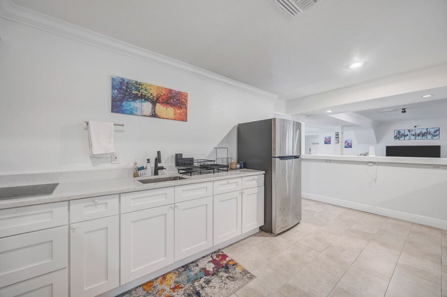More Photos Of 826 W Shell Point Rd, Ruskin Land For Sale
