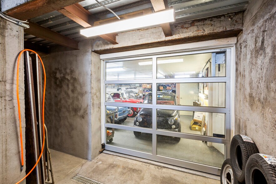 More Photos Of 49-18 25th Ave, Woodside Warehouse For Sale