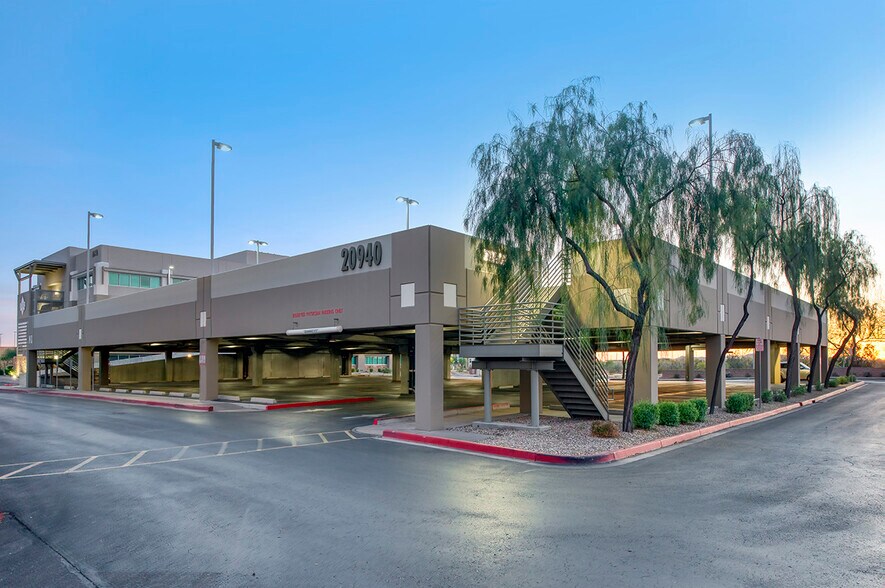 More Photos Of 20940 N Tatum Blvd, Phoenix Unknown For Lease