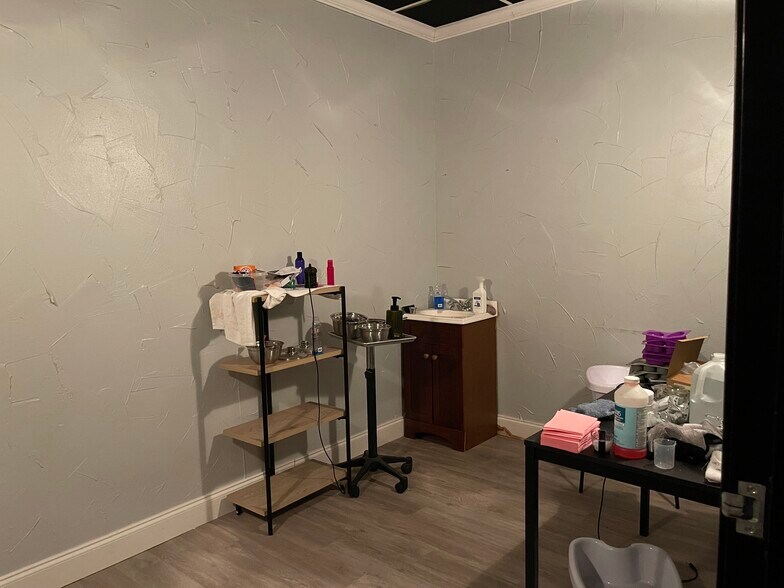 More Photos Of 8600-8602 State Highway 66, Rowlett Unknown For Sale