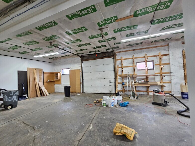 More Photos Of 477B Hasbrouck Ave, Kingston Manufacturing For Lease