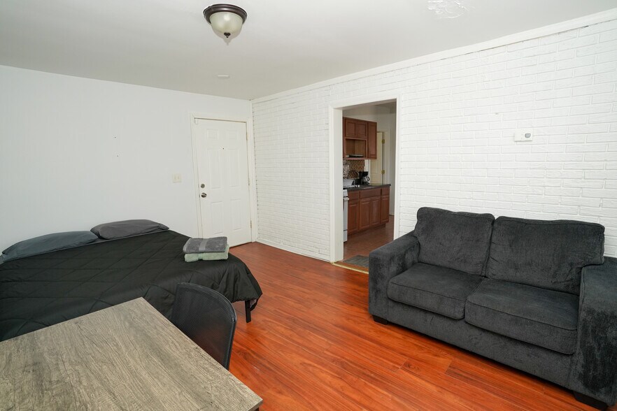 More Photos Of 135 5th St, Elizabeth Storefront Retail Residential For Sale