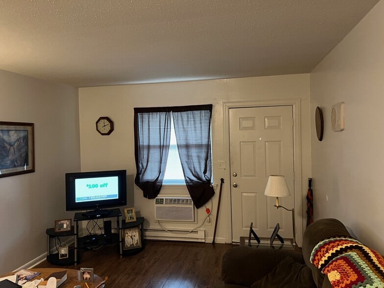 More Photos Of 806 N Cumberland St, Lebanon Apartments For Sale