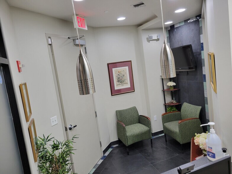 More Photos Of 5599 S University Dr, Davie Loft Creative Space For Sale