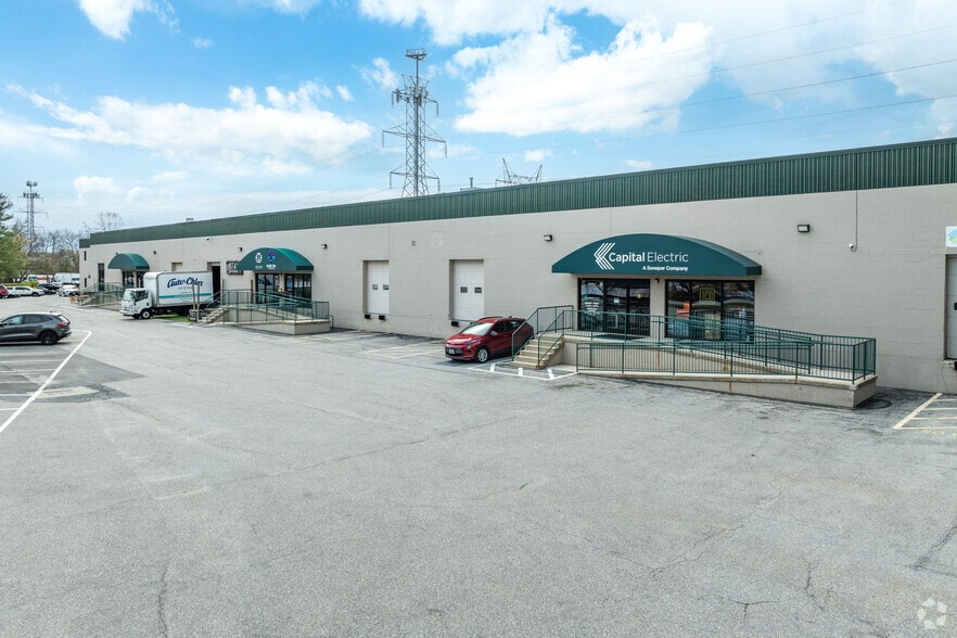 More Photos Of 9570 Berger Rd, Columbia Flex For Lease