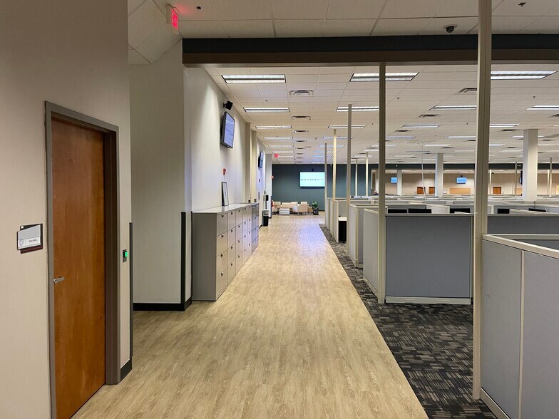 More Photos Of 1304-1398 S Woodland Blvd, Deland Unknown For Lease