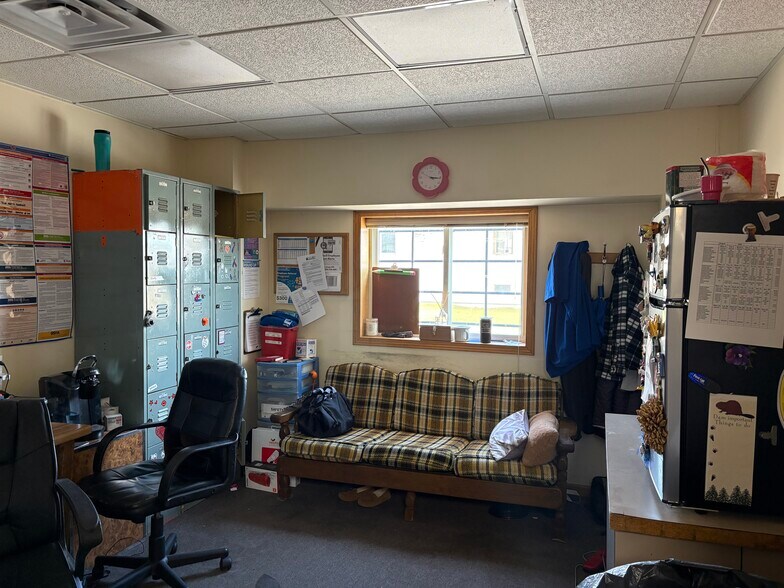 More Photos Of 1202 NW 4th St, Grand Rapids Freestanding For Sale