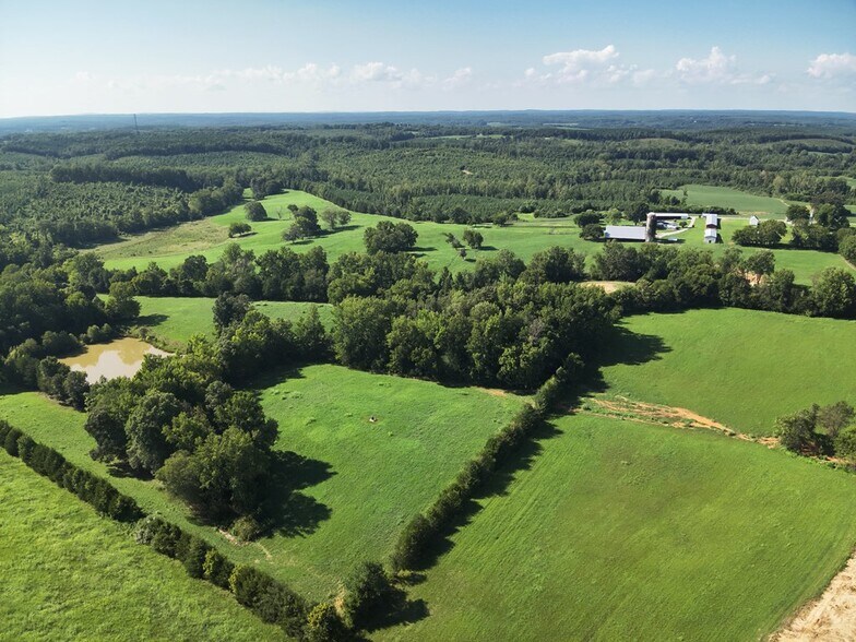 More Photos Of 4087 Coleman Dr, Alton Specialty For Sale