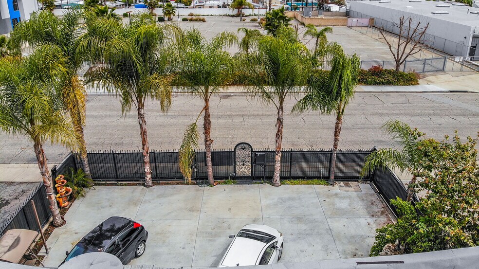 More Photos Of 343 N Clark Ave, Pomona Warehouse For Sale