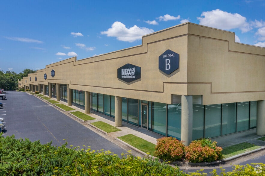 More Photos Of 506 Manchester Expy, Columbus Flex For Lease