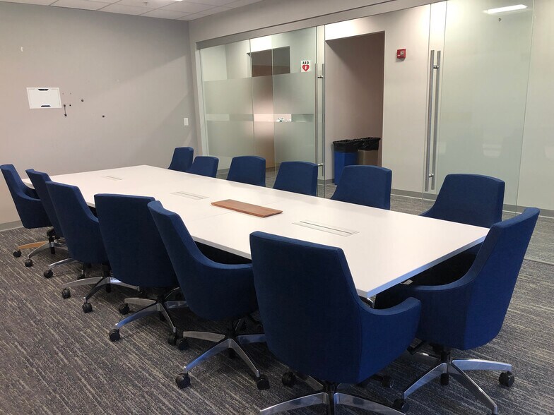More Photos Of 400 Capital Blvd, Rocky Hill Office For Sale