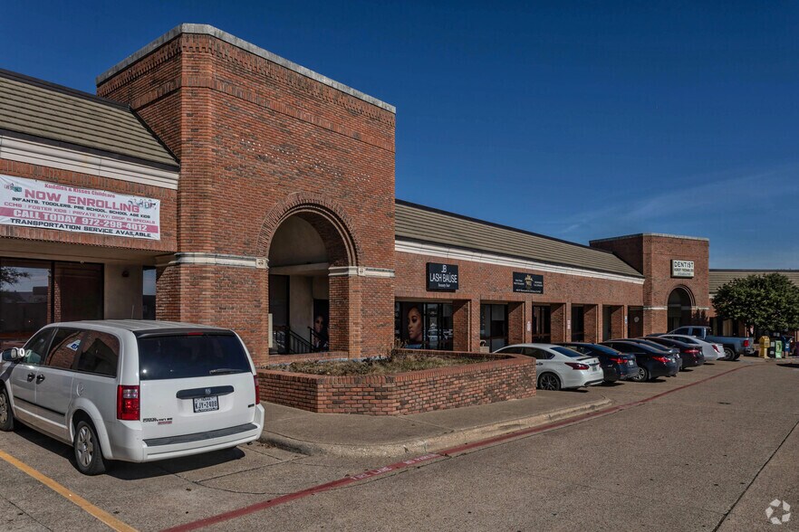 More Photos Of 4041 W Wheatland Rd, Dallas Unknown For Lease