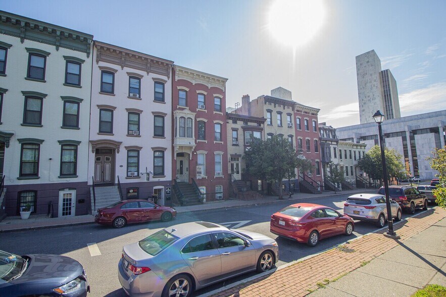 More Photos Of , Albany Unknown For Sale