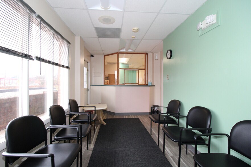 More Photos Of 1185 Mt Aetna Rd, Hagerstown Medical For Lease