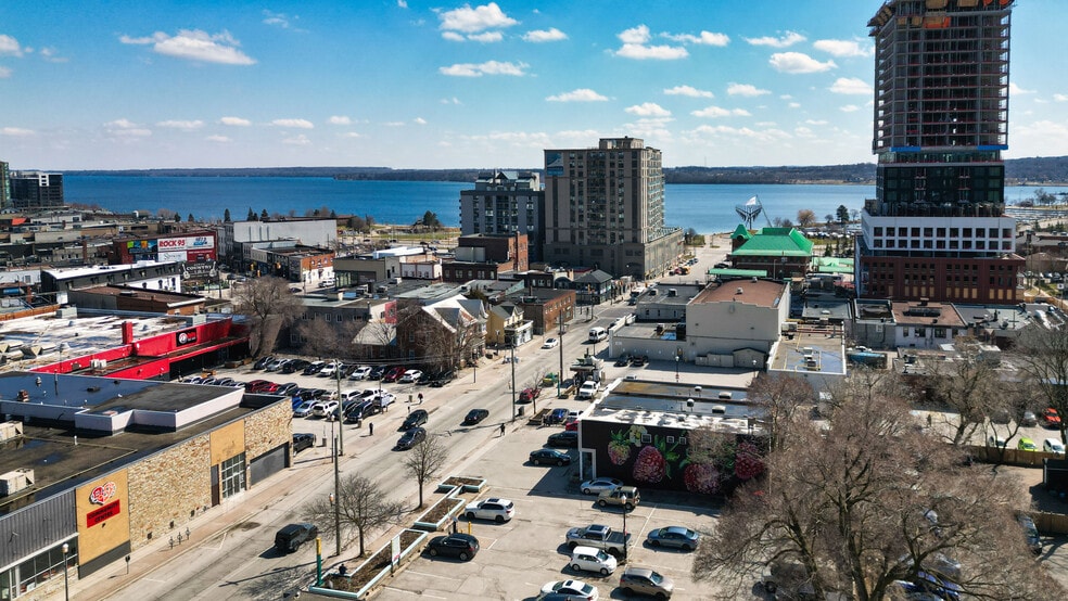 More Photos Of 54 Maple Ave, Barrie Storefront Retail Residential For Sale