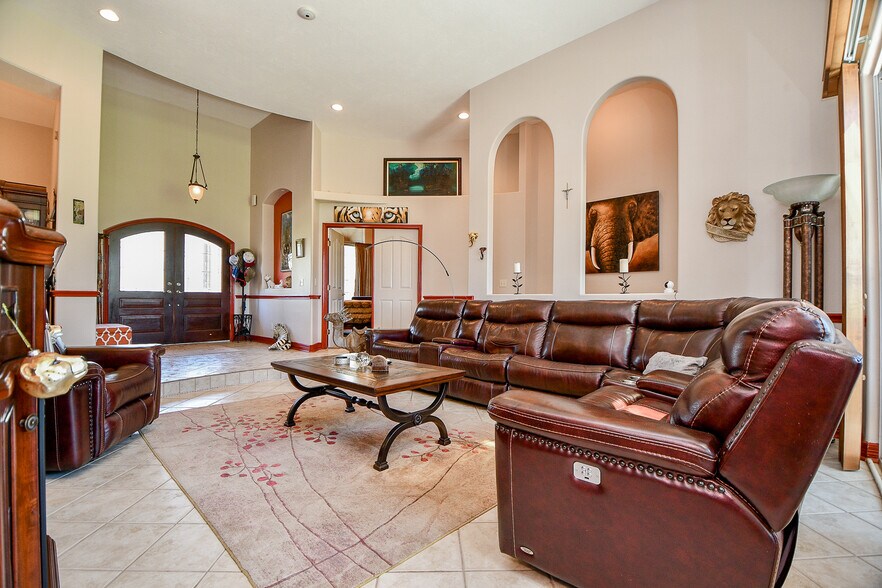 More Photos Of 540 Chisolm Trl, Wallis Manufactured Housing Mobile Home Park For Sale