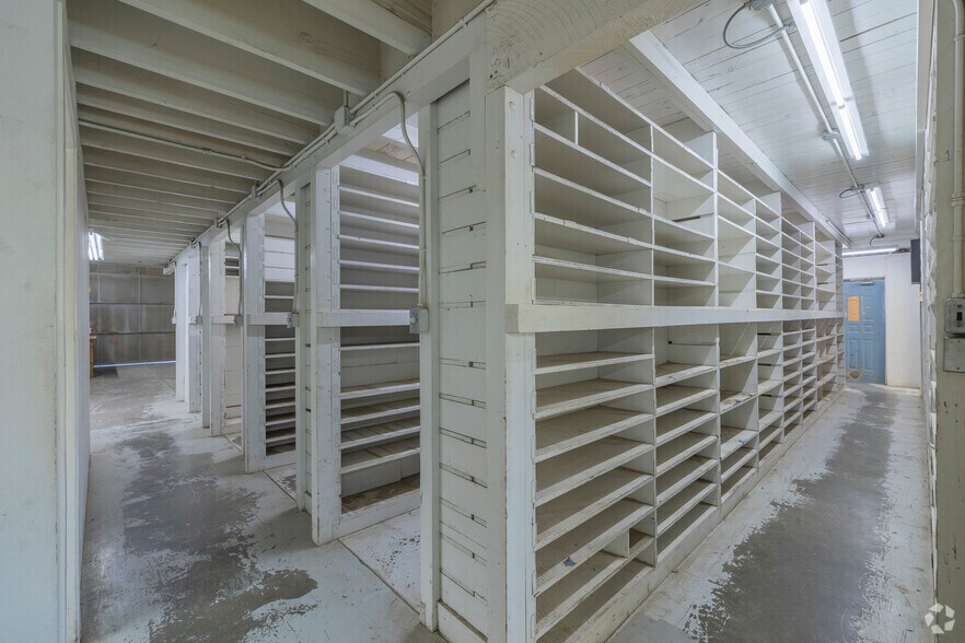 More Photos Of 2301 Napa Vallejo Hwy, Napa Manufacturing For Lease