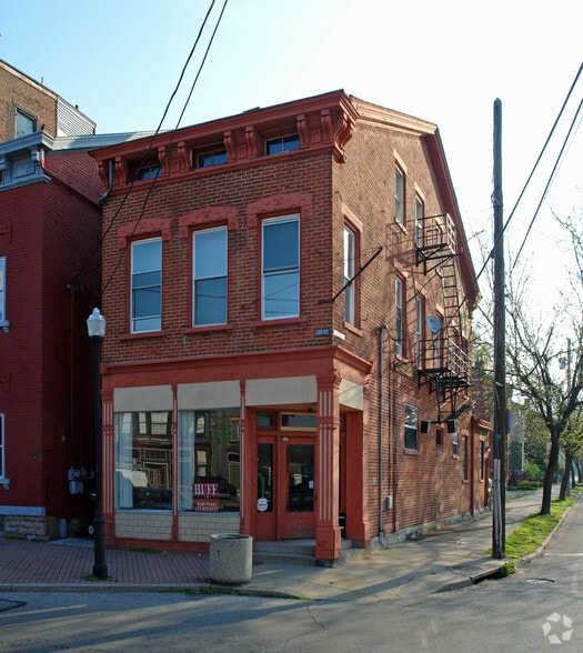 More Photos Of 1008 Lee St, Covington Storefront Retail Residential For Lease
