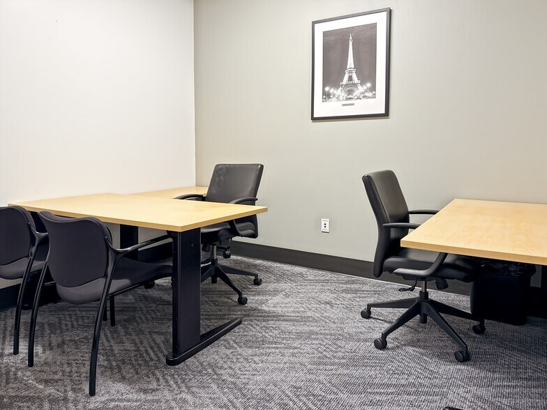 More Photos Of 2255 Glades Rd, Boca Raton Coworking Space