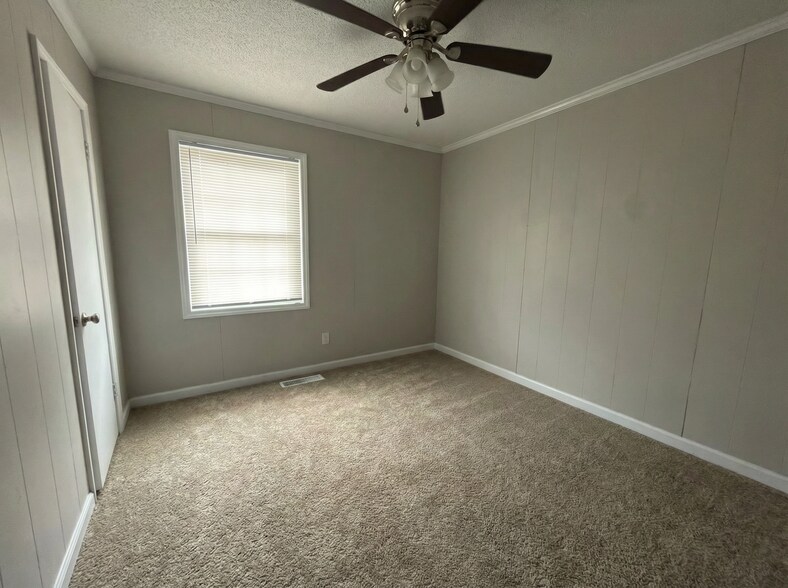 More Photos Of 118 Ethel Dr, Stanley Multifamily For Sale