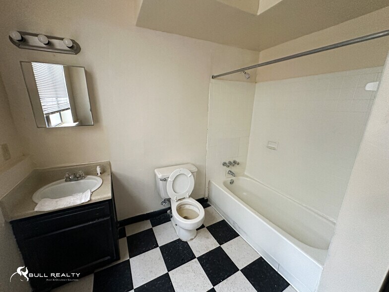 More Photos Of 620 Parkway Dr NE, Atlanta Apartments For Sale