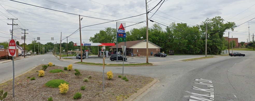 Primary Photo Of 1421 English Rd, High Point Convenience Store For Sale
